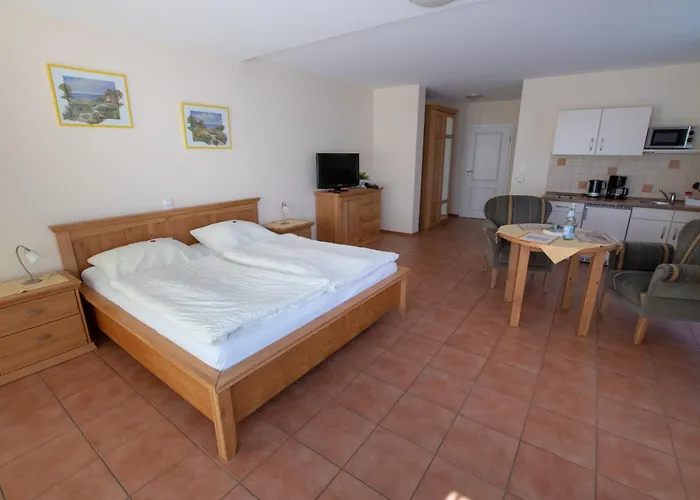 Hotel Und Ferienwohnung Rodenbaeck