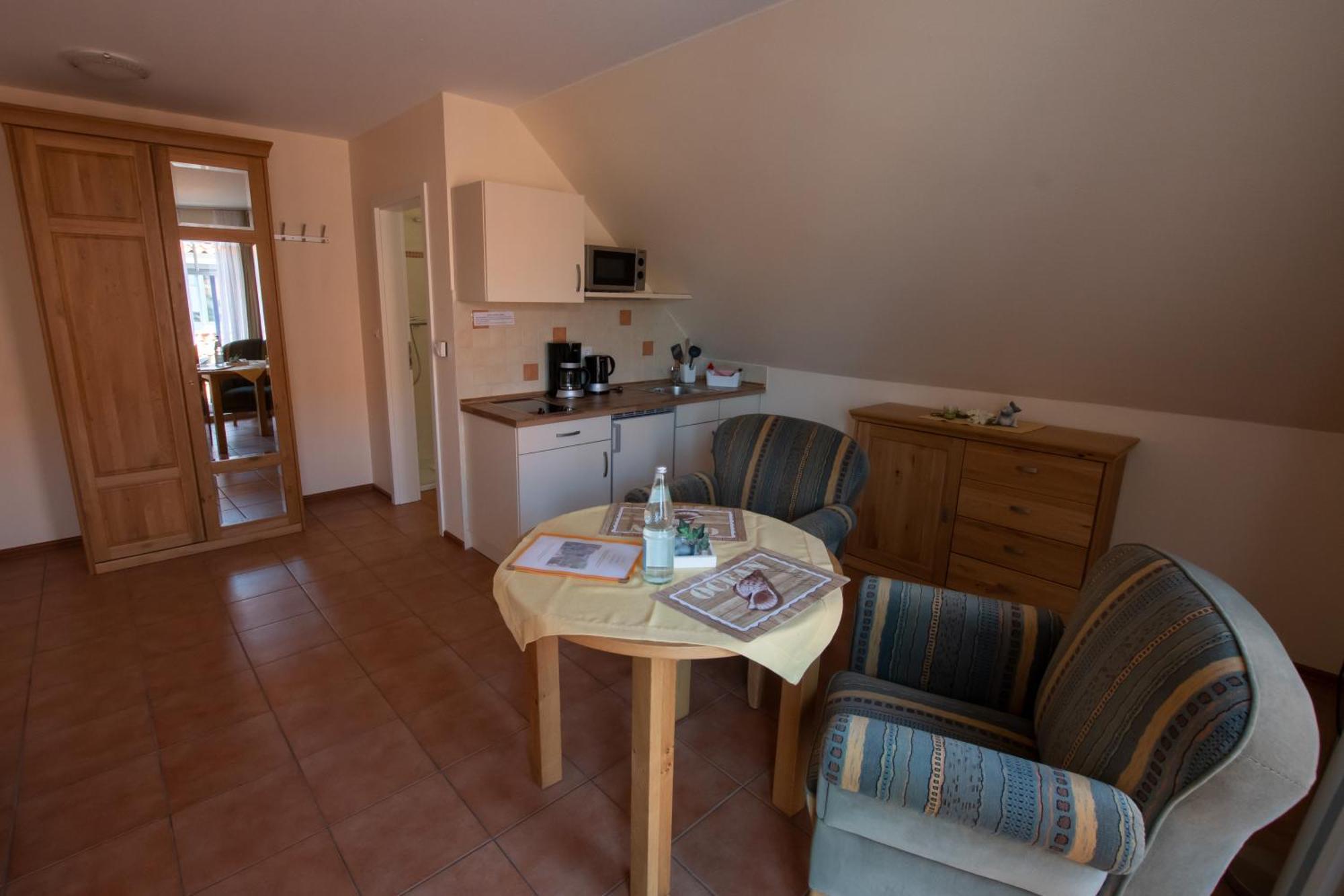 Und Rodenbaeck Apartment